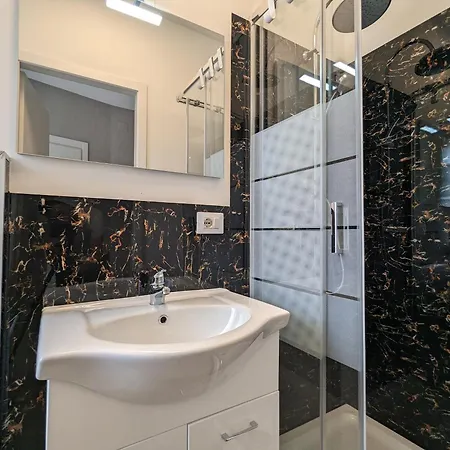 아파트 Mini House Catullo *